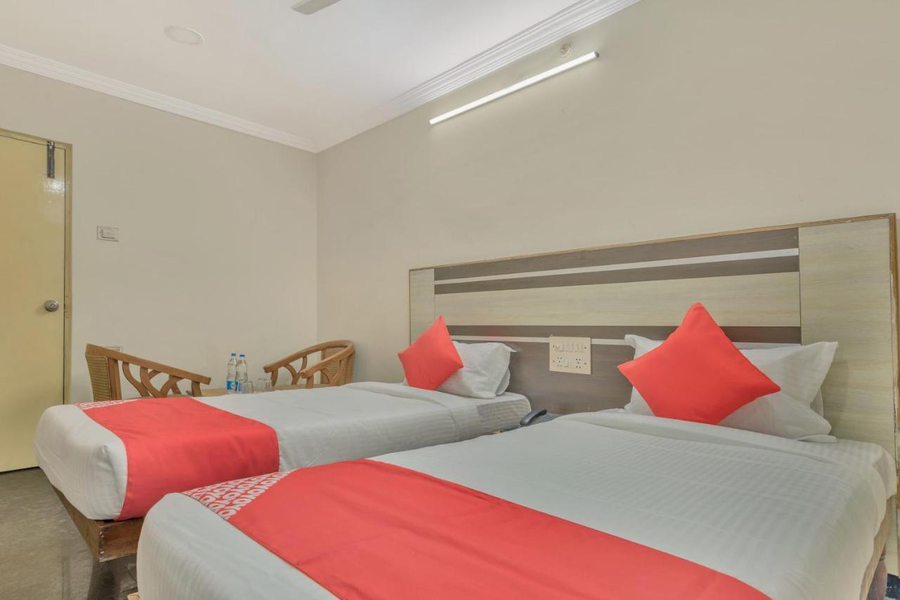 Oyo 11428 Hotel Krishna'S Residency ไฮเดอราบัด ภายนอก รูปภาพ