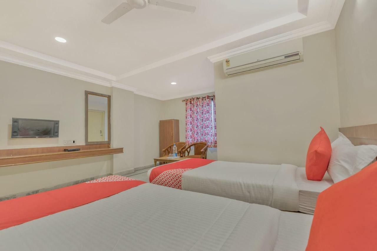 Oyo 11428 Hotel Krishna'S Residency ไฮเดอราบัด ภายนอก รูปภาพ